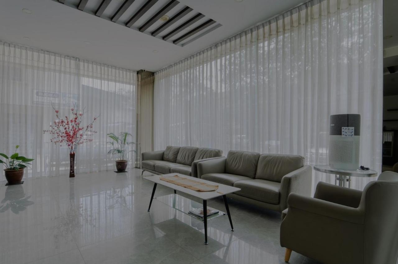 Osaka Hotel Batam 纳柯亚 外观 照片