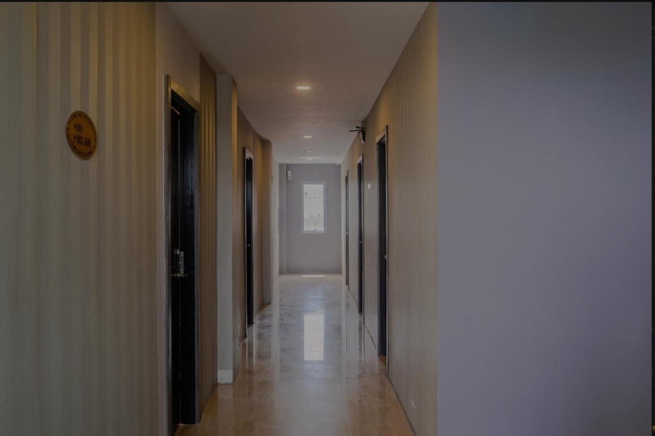 Osaka Hotel Batam 纳柯亚 外观 照片